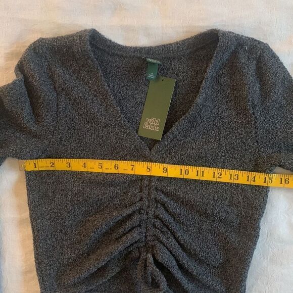 Wild Fable Cropped Sweater Gray Size M Women’s - Picture 5 of 9